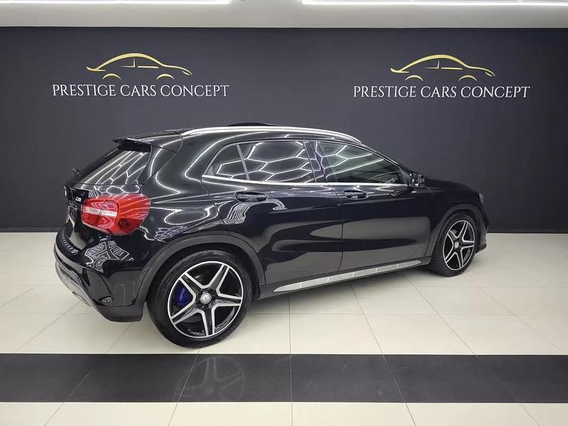 Usado Mercedes GLA200 AMG line 136 HP (100 kW) 2014 Preto SUV