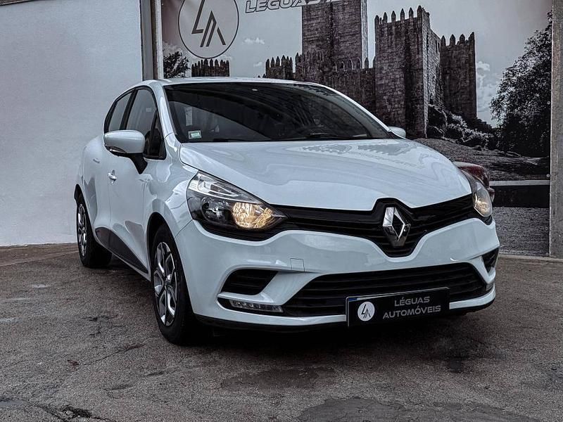 Usado Renault Clio IV 75 HP (55 kW) 2017 Branco