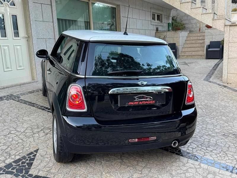 Usado Mini Cooper D 112 HP (82 kW) 2012 Preto Citadino
