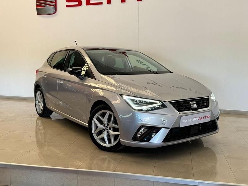 Usado Seat Ibiza FR 95 HP (69 kW) 2019 Cinza prata