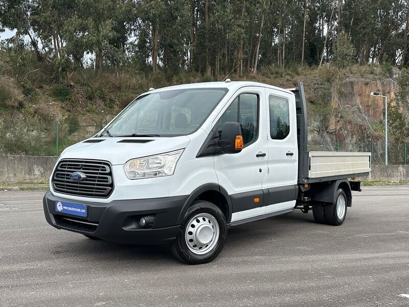 Branco Usado 2018 Ford Transit Trend Sedan | € 25.990 - Imagem 1/4