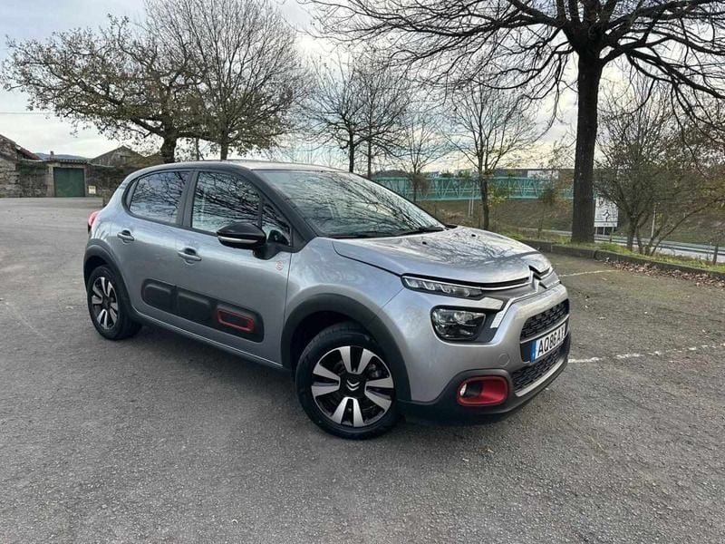 Cinzento Usado 2022 Citroën C3 Citadino | € 13.750 (Bom preço) - Imagem 1/4
