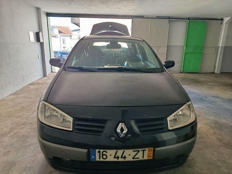 Usado 2005 Renault Mégane II Sedan | € 1.400 (Preço justo) - Imagem 1/4