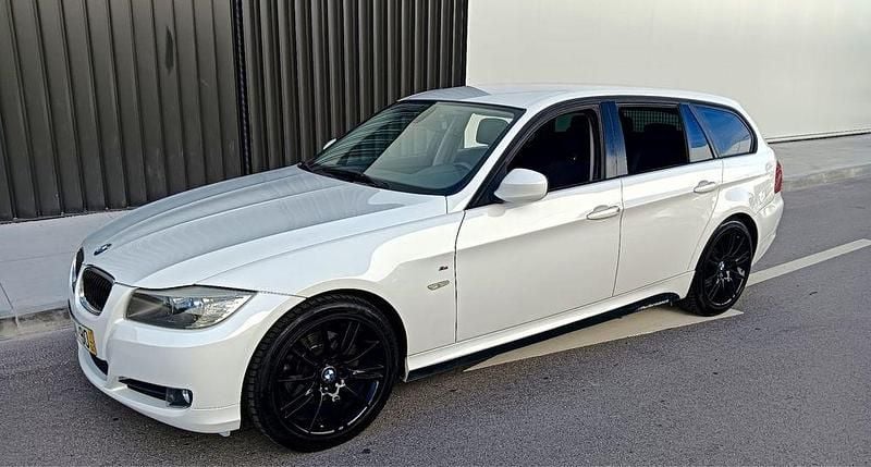 Usado 2011 BMW 318 Sport Line | € 8.950 (Bom preço) - Imagem 1/4