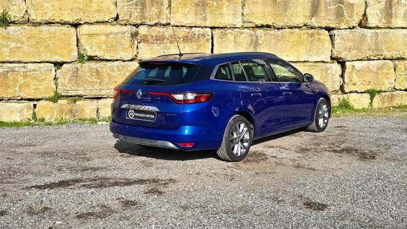 Usado Renault Mégane IV 110 HP (80 kW) 2017 Azul Carrinha
