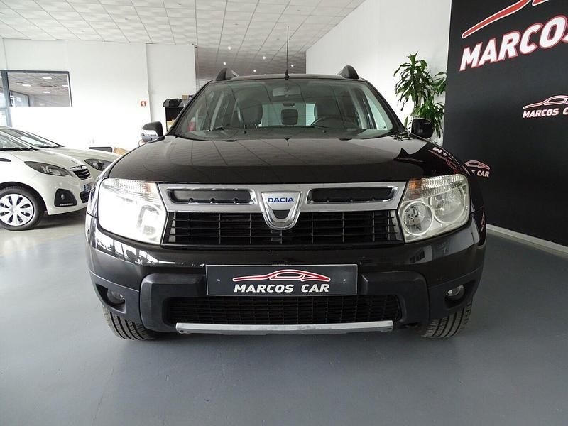 Usado Dacia Duster Prestige 110 HP (80 kW) 2010 Preto SUV