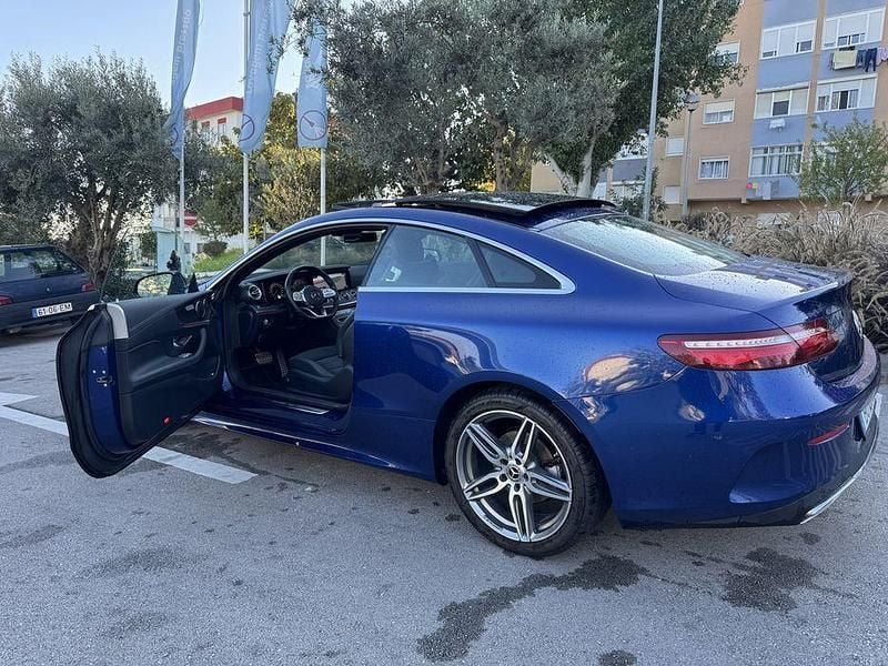 Usado Mercedes E220 AMG 194 HP (142 kW) 2020 Coupé