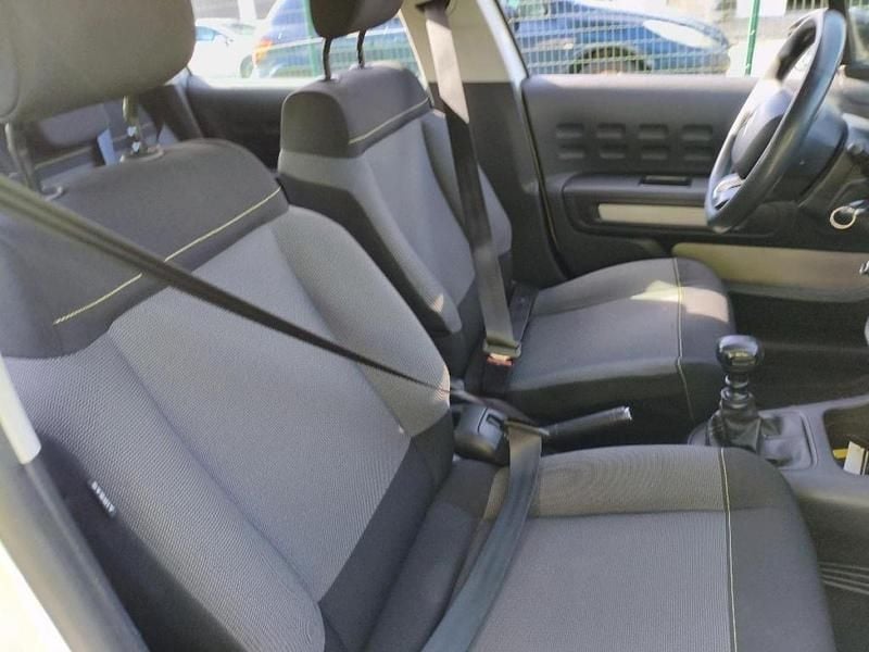 Usado Citroën C3 Feel 102 HP (75 kW) 2021 Branco Citadino