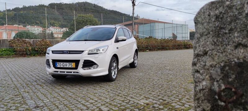 Usado 2016 Ford Kuga Titanium SUV | € 15.300 - Imagem 1/4