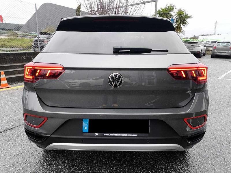 Usado VW T-Roc 150 HP (110 kW) 2024 Antracite SUV