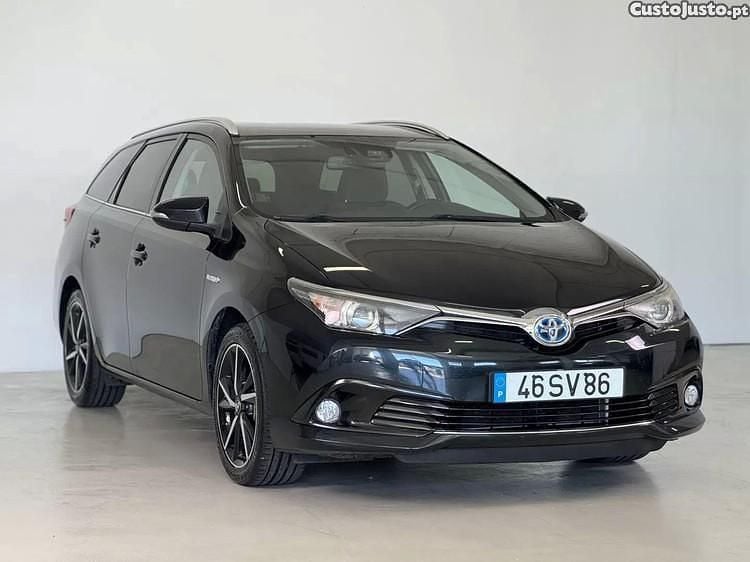 Preto Usado 2017 Toyota Auris Hybrid Comfort Sedan | € 14.950 - Imagem 1/1