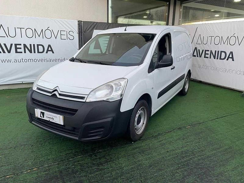 Branco Usado 2018 Citroën Berlingo Monovolume | € 13.500 (Preço justo) - Imagem 1/4