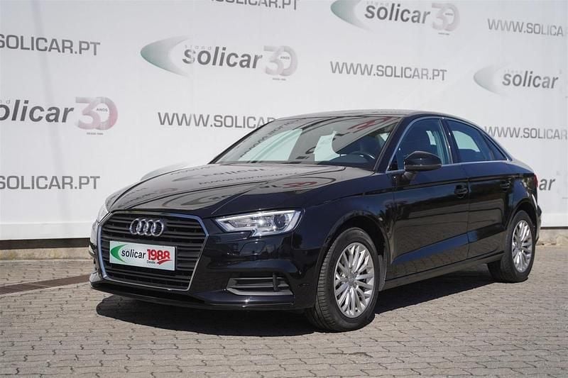 Preto Usado 2018 Audi A3 Citadino | € 18.500 (Preço justo) - Imagem 1/4