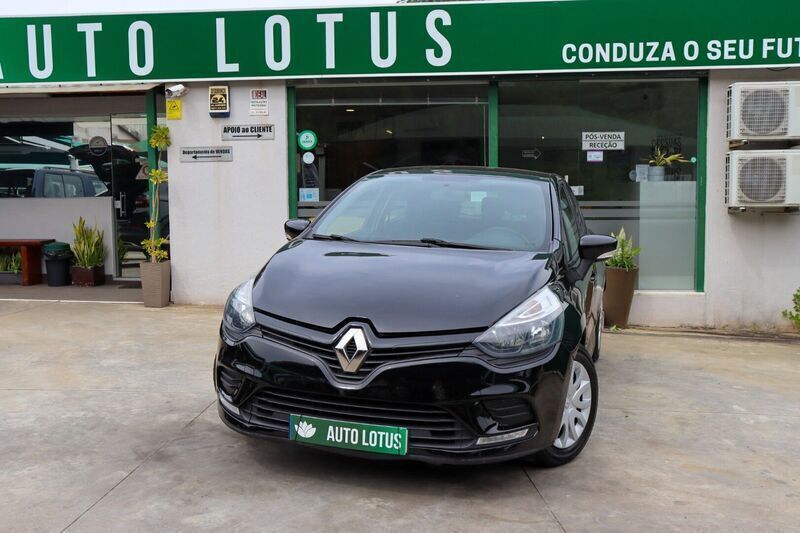 Preto Usado 2016 Renault Clio IV Zen | € 8.970 (Bom preço) - Imagem 1/4