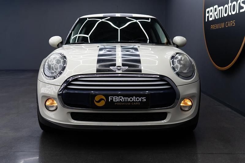 Usado Mini Cooper 116 HP (85 kW) 2015 Branco Citadino