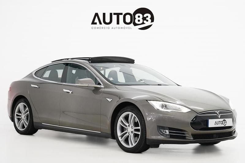 Outra Usado 2016 Tesla Model S Citadino | € 19.990 (Preço justo) - Imagem 1/4