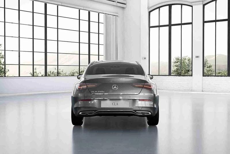 Cinzento Novo 2025 Mercedes CLA250e Sedan | € 55.775 (Preço justo) - Imagem 1/4