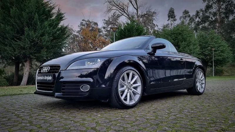 Usado Audi TT 160 HP (117 kW) 2011 Preto Cabrios