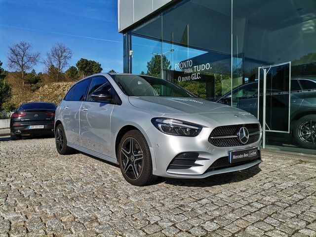 Usado Mercedes B250e 218 HP (160 kW) 2023 Prata iridium Monovolume
