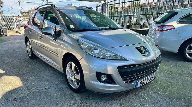 Usado Peugeot 207 Allure 92 HP (67 kW) 2011 Cinza Carrinha