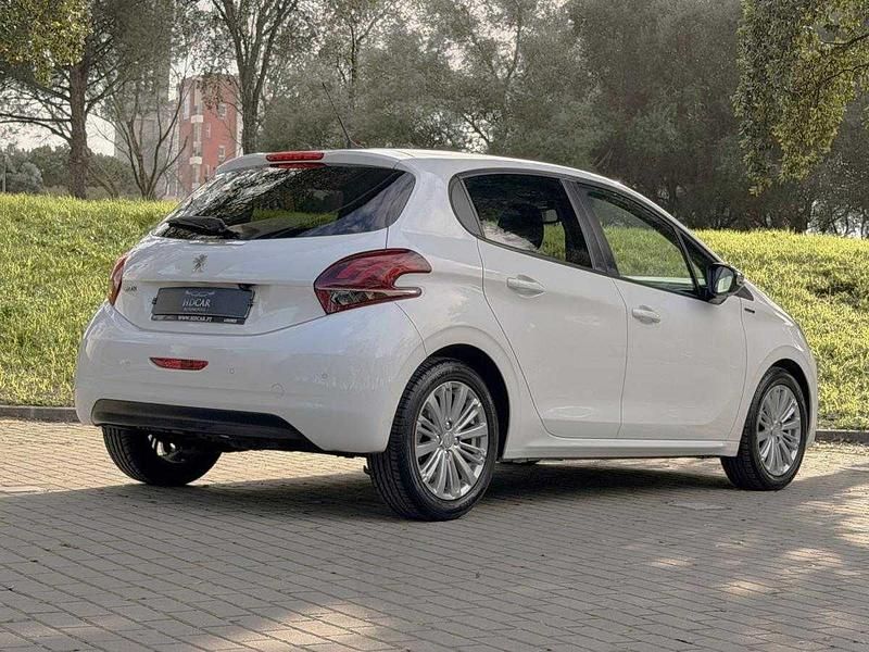 Usado Peugeot 208 102 HP (75 kW) 2019 Branco Citadino