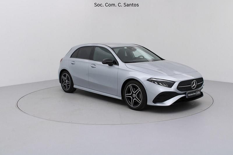 Usado Mercedes A180 AMG 116 HP (85 kW) 2025 Cinza Sedan
