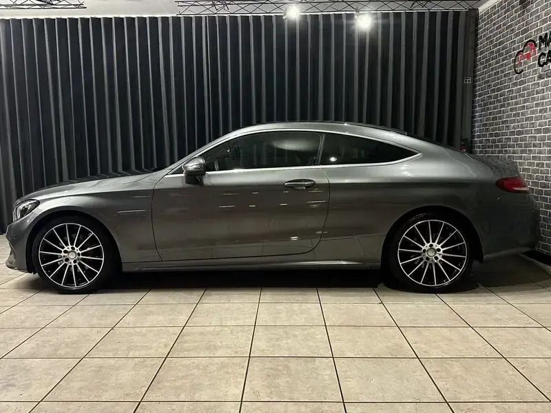 Usado Mercedes C220 AMG 170 HP (125 kW) 2016 Cinzento Coupé