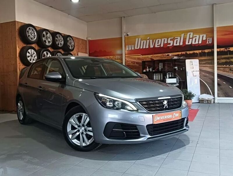Cinzento Usado 2018 Peugeot 308 Active Citadino | € 14.900 (Preço justo) - Imagem 1/4