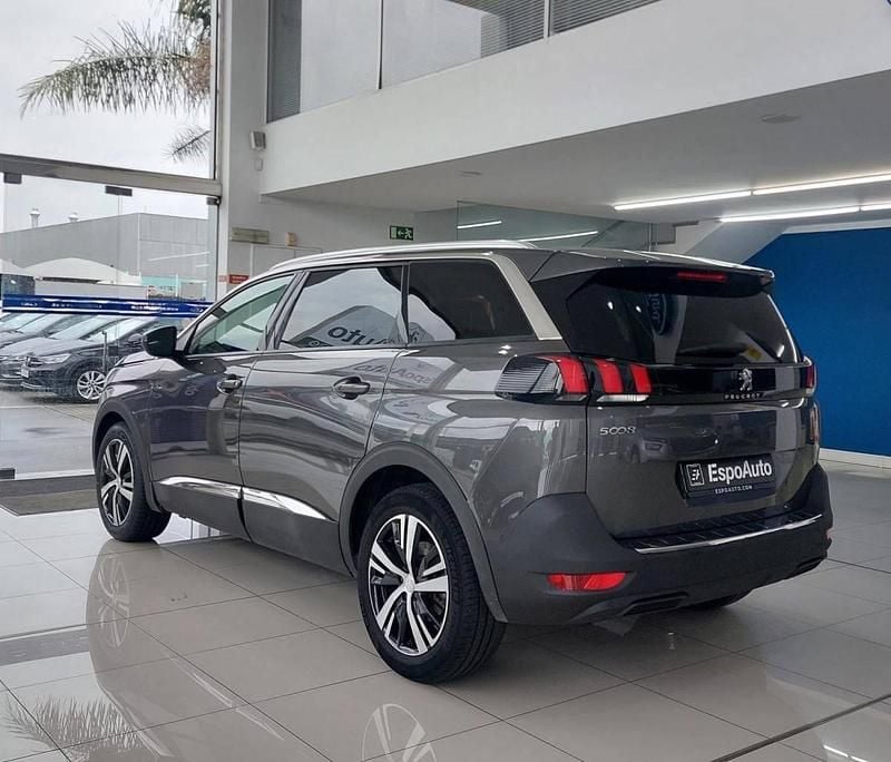 Usado Peugeot 5008 Allure 130 HP (95 kW) 2020 Cinza Monovolume