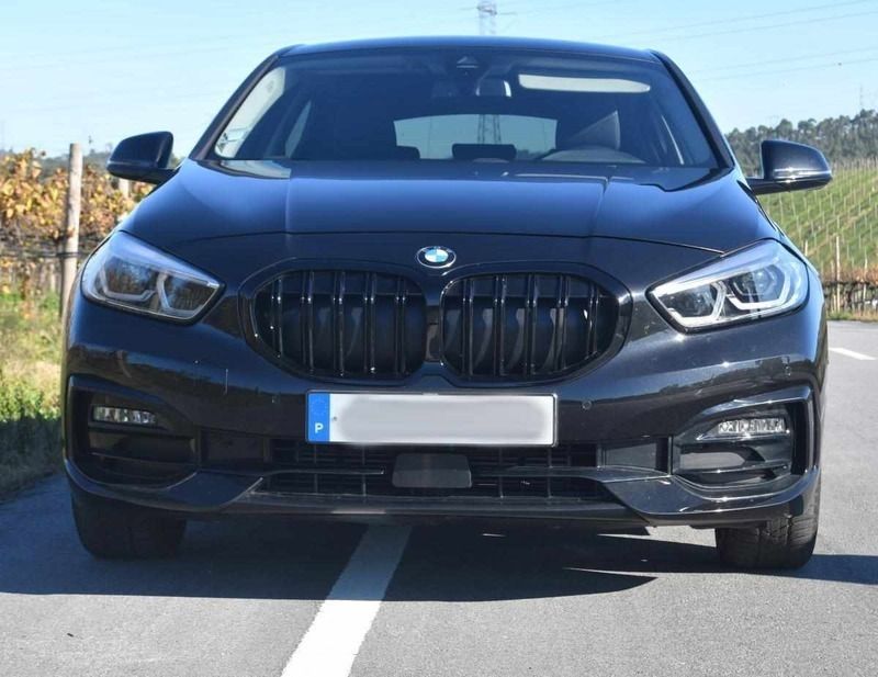 Preto Usado 2019 BMW 116 Citadino | € 25.400 (Caro) - Imagem 1/4