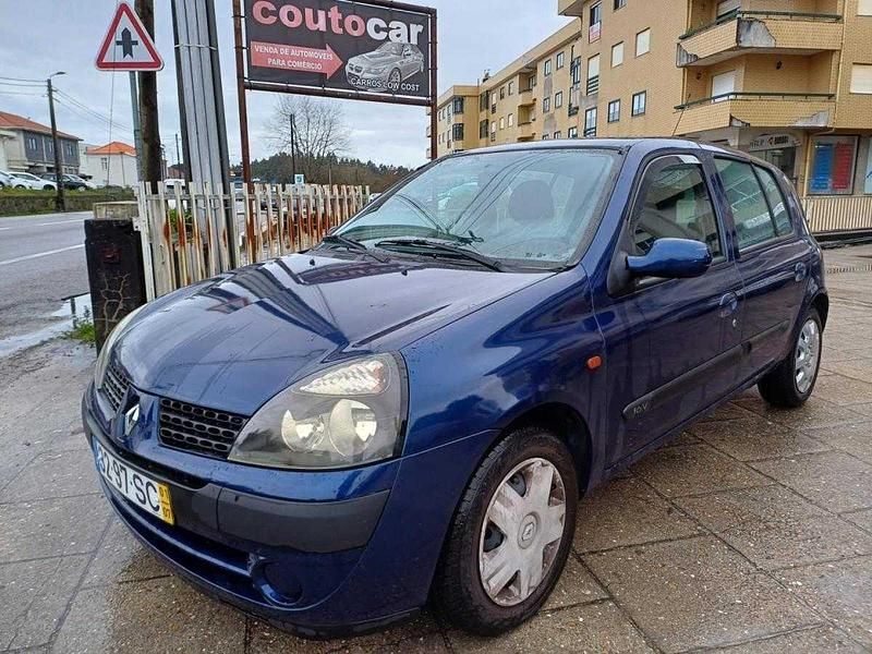 Azul Usado 2001 Renault Clio II | € 2.399 (Preço justo) - Imagem 1/4
