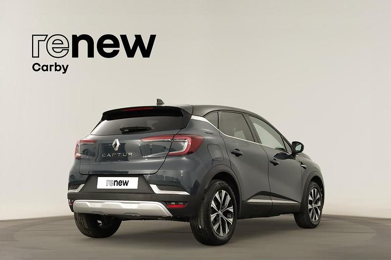 Usado Renault Captur Techno 101 HP (74 kW) 2024 Azul SUV