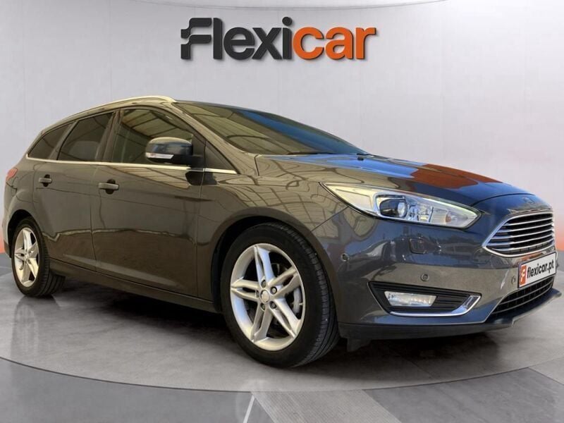 Cinza Usado 2015 Ford Focus Titanium Carrinha | € 11.490 (Preço justo) - Imagem 1/4
