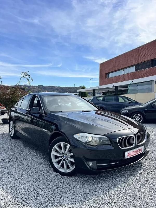 Usado BMW 520 184 HP (135 kW) 2011 Preto Citadino