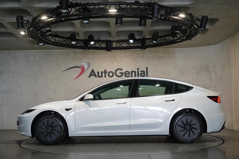 Usado Tesla Model 3 208 kW (283 HP) 2026 Branco Sedan