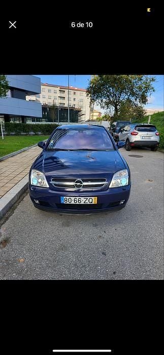 Usado 2005 Opel Vectra Sedan | € 2.999 - Imagem 1/4