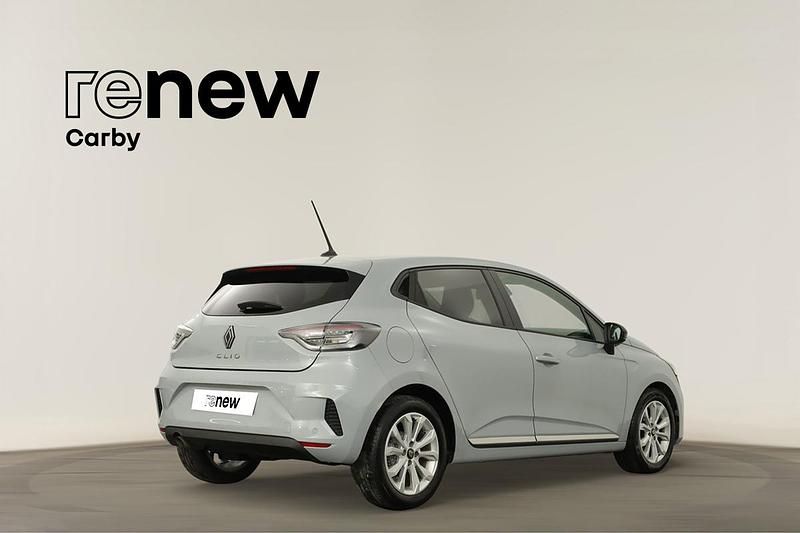 Usado Renault Clio V Evolution 101 HP (74 kW) 2024 Cinzento