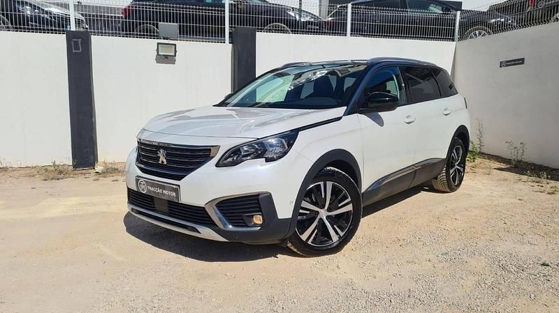 Branco Usado 2018 Peugeot 5008 Allure Monovolume | € 19.750 (Preço justo) - Imagem 1/4