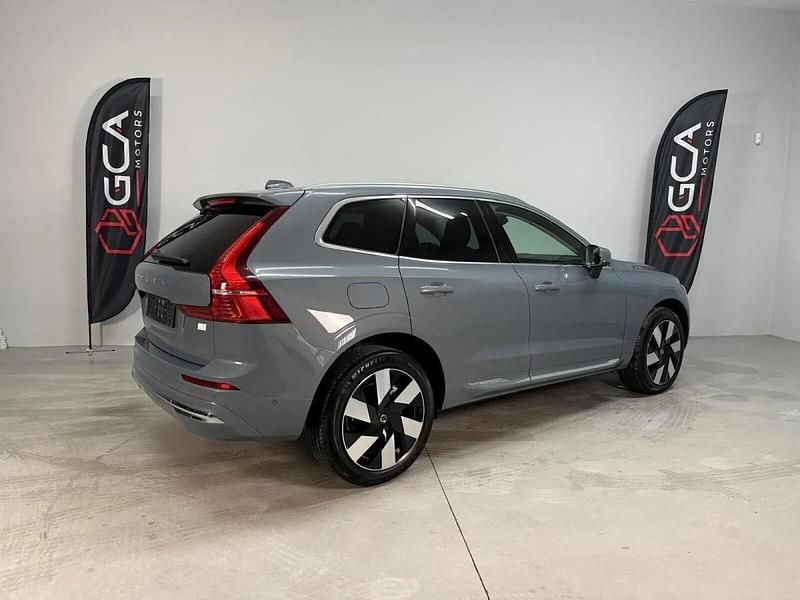 Usado Volvo XC60 455 HP (334 kW) 2024 Cinzento SUV