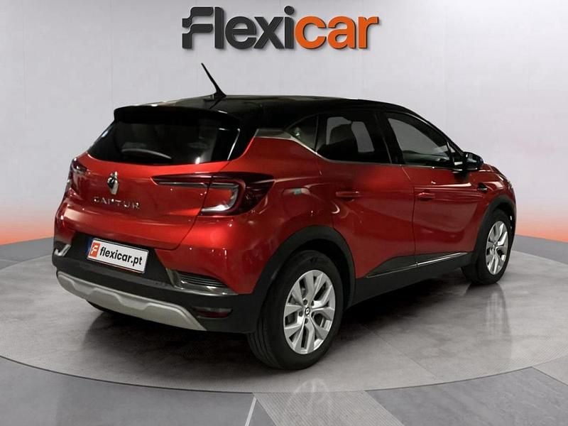 Usado Renault Captur Zen 91 HP (66 kW) 2022 Vermelho SUV