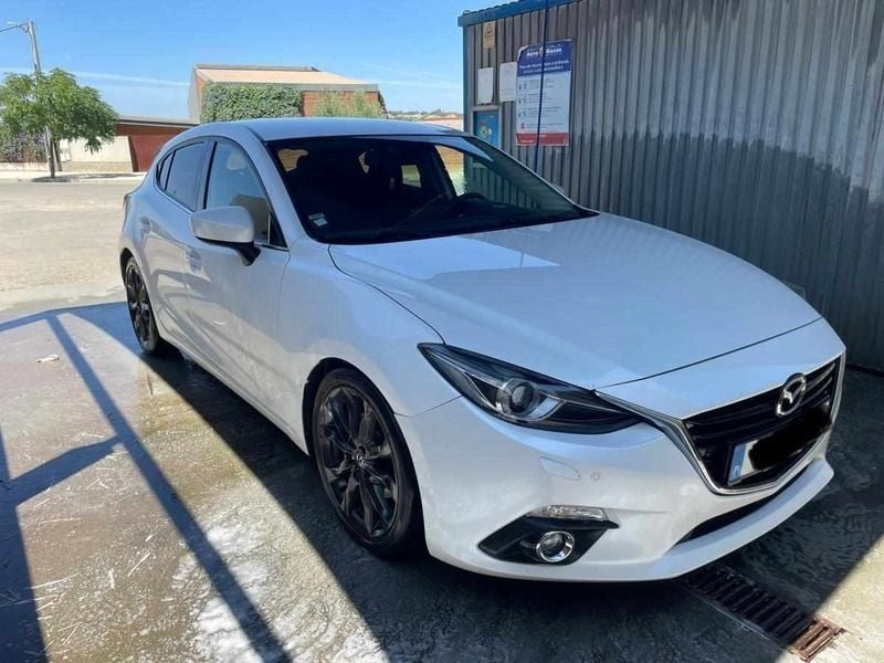 Branco Usado 2015 Mazda 3 Coupé | € 12.900 - Imagem 1/4