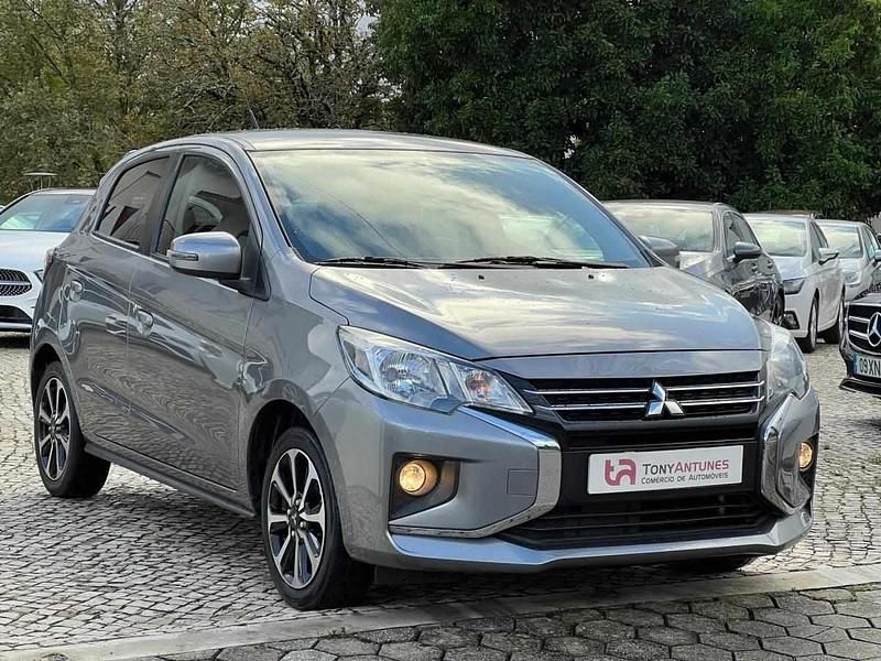 Usado Mitsubishi Space Star 71 HP (52 kW) 2022 Cinzento Citadino