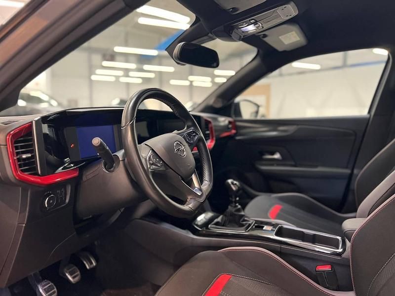 Usado Opel Mokka 136 HP (100 kW) 2025 Preto SUV