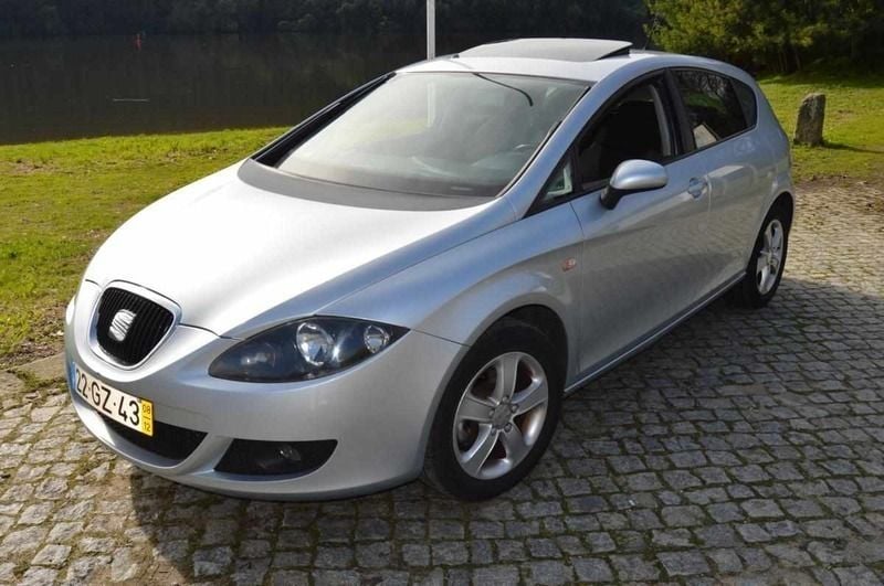 Cinzento Usado 2008 Seat Leon Citadino | € 5.990 (Preço justo) - Imagem 1/4