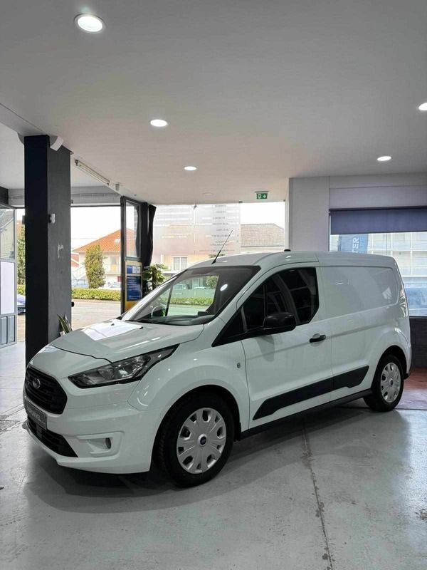 Branco Usado 2020 Ford Tourneo Connect Monovolume | € 19.900 - Imagem 1/4