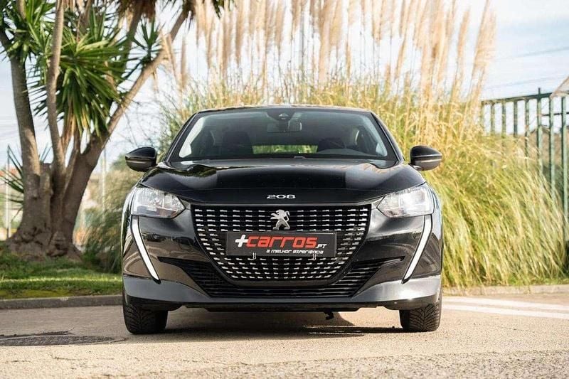 Usado Peugeot 208 Active 75 HP (55 kW) 2022 Preto Citadino