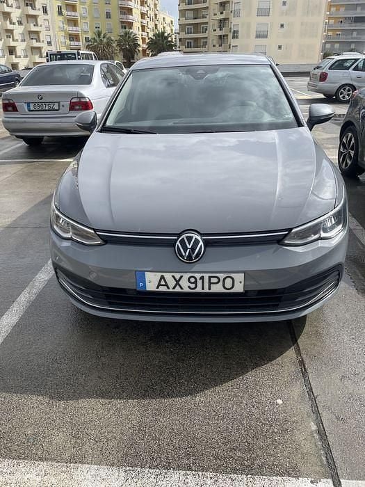 Usado 2021 VW Golf VIII Sedan | € 18.500 (Preço justo) - Imagem 1/4