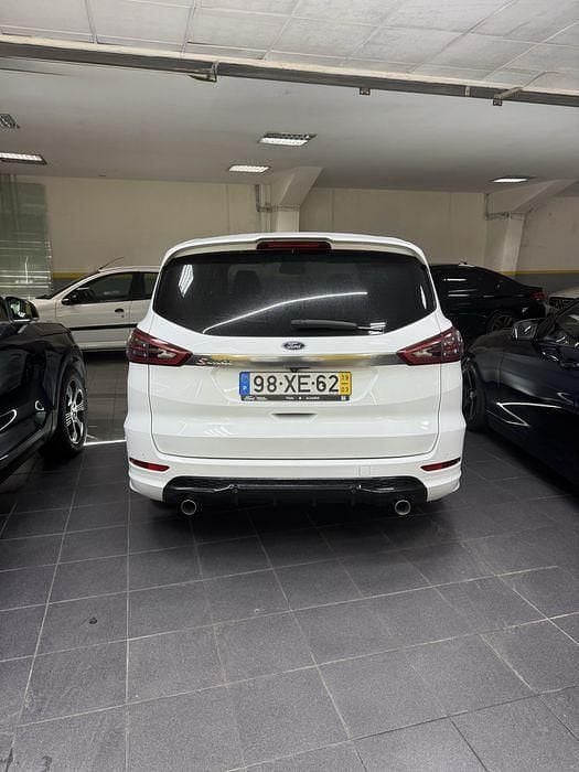 Usado Ford S-MAX S 150 HP (110 kW) 2019 Monovolume