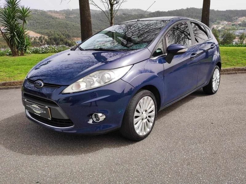 Azul (metalizado) Usado 2009 Ford Fiesta Citadino | € 6.950 (Preço elevado) - Imagem 1/4