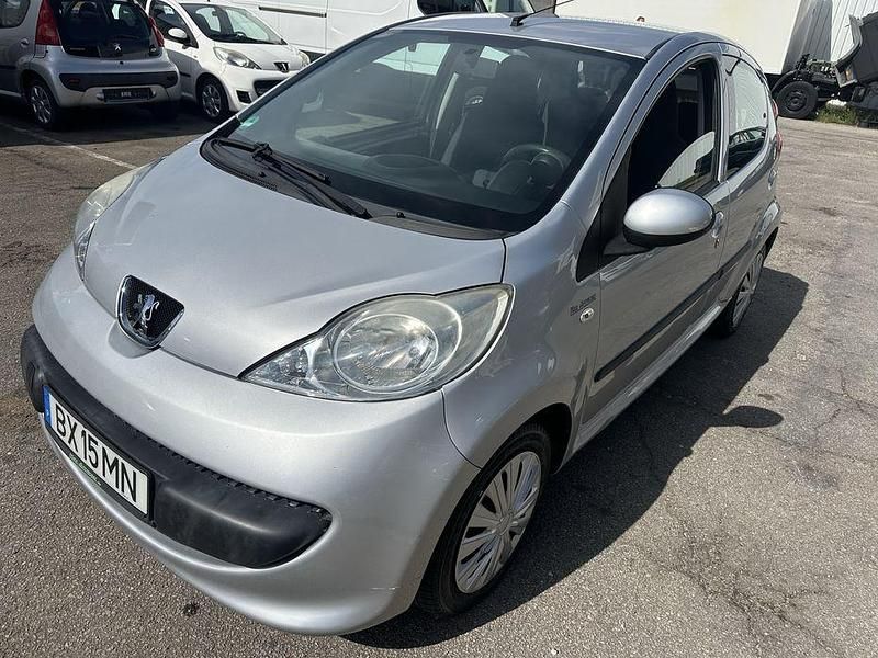 Usado 2008 Peugeot 107 Citadino | € 6.490 (Preço justo) - Imagem 1/4